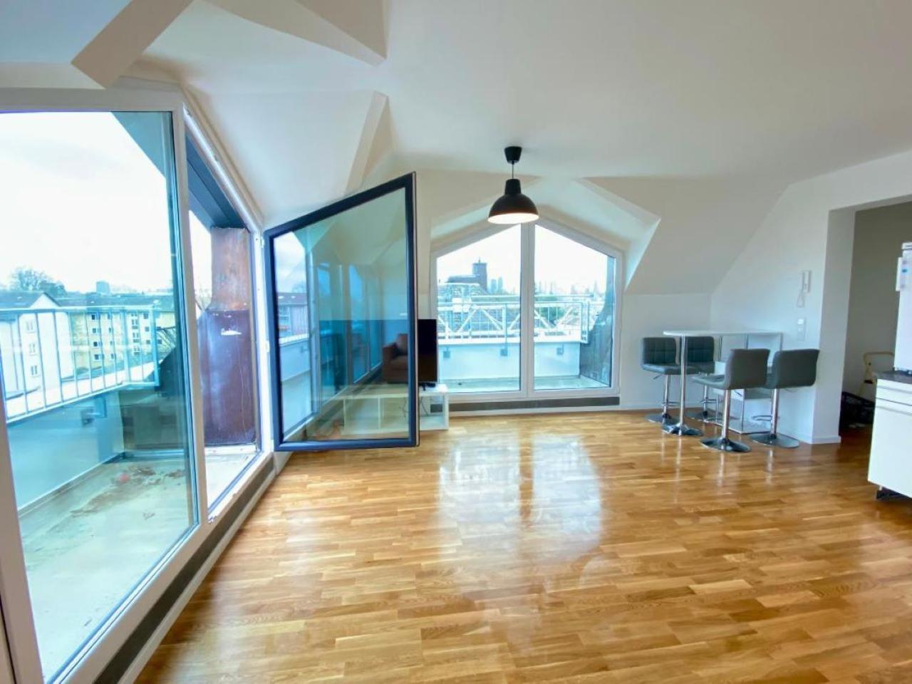 Schoenes Erwachen Im Frankfurter Penthouse Frankfurt am Main Eksteriør billede