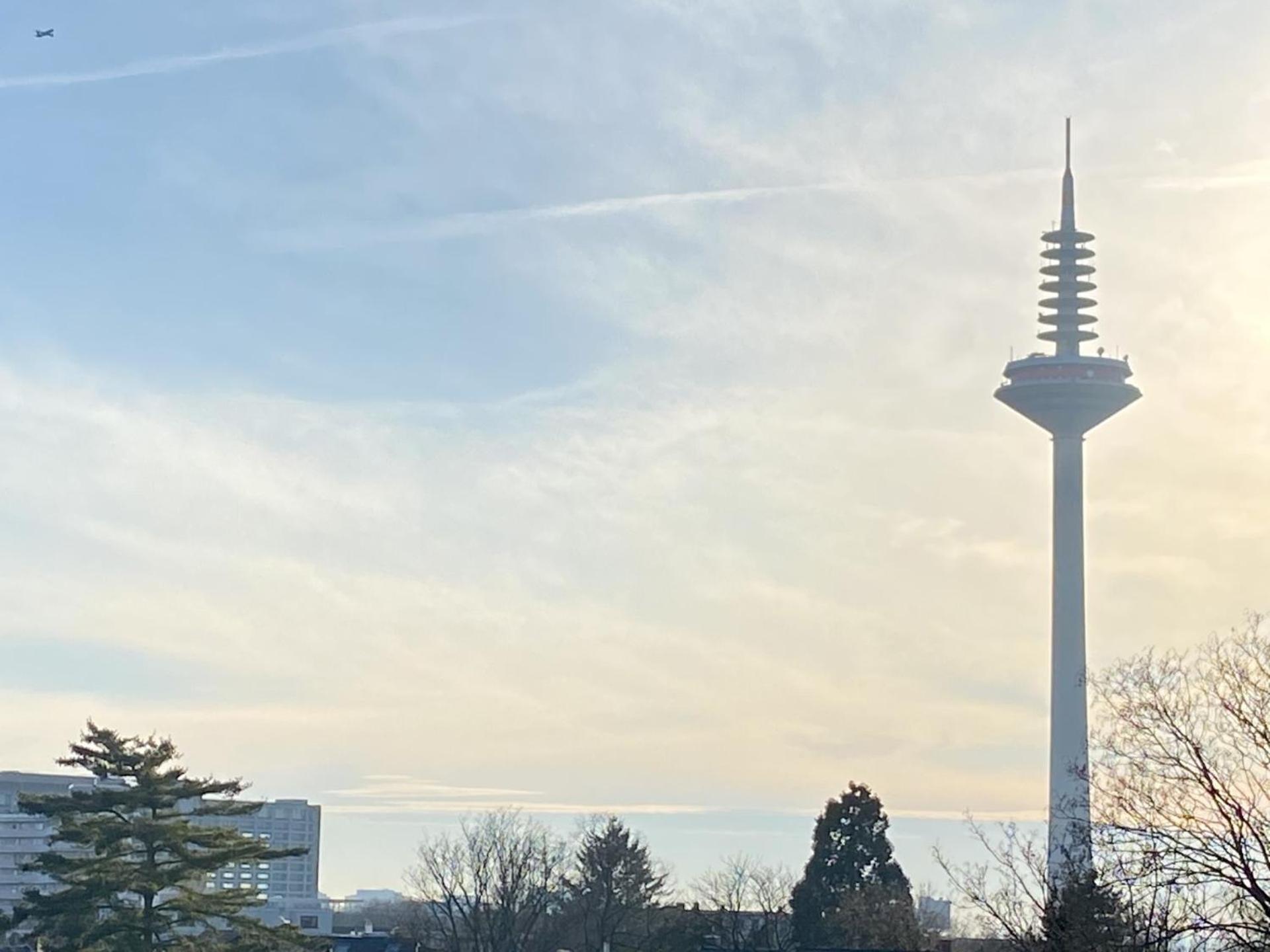 Schoenes Erwachen Im Frankfurter Penthouse Frankfurt am Main Eksteriør billede